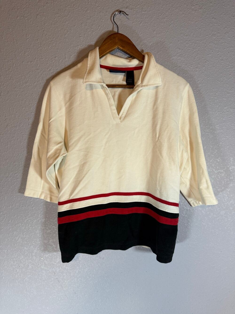 Crazy Horse Liz Claiborne Women’s Large Cream Striped Collared Top
